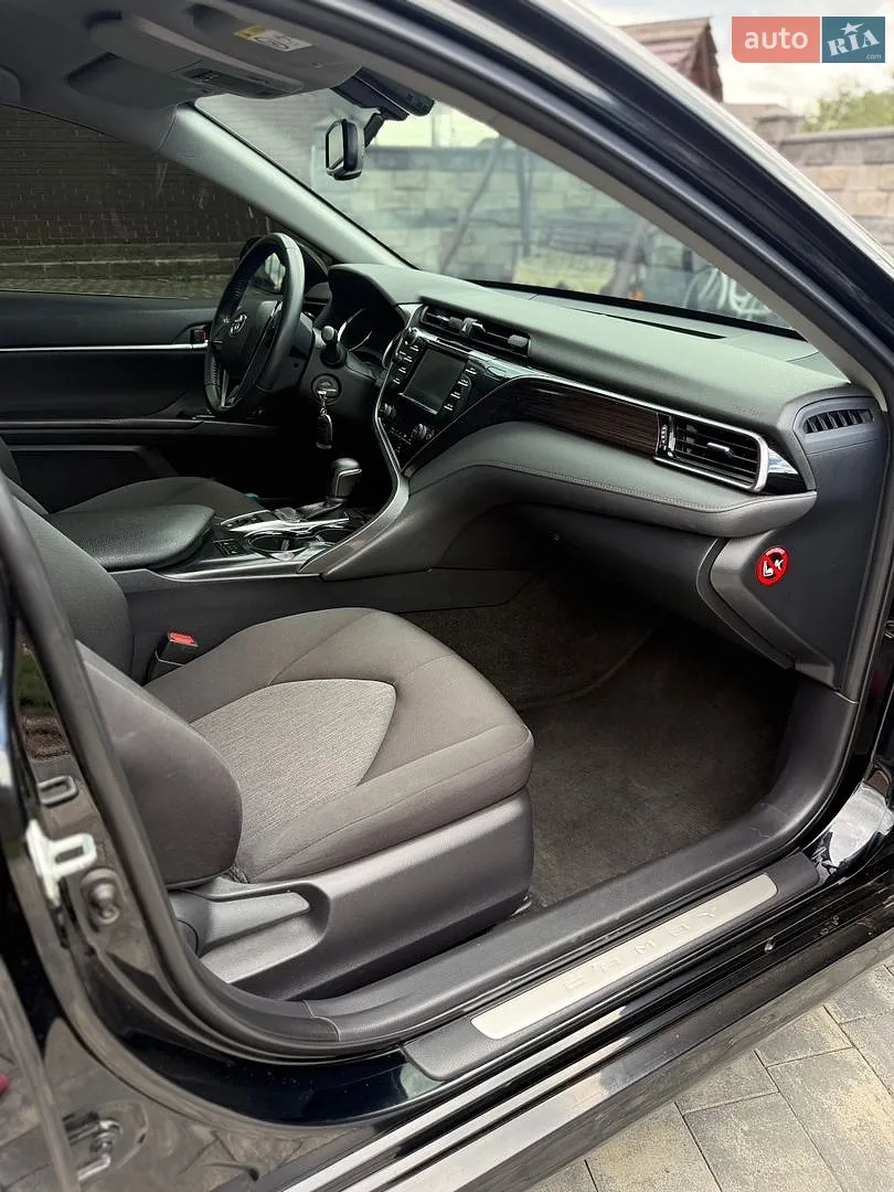 2019 Toyota Camry - мініатюра 9
