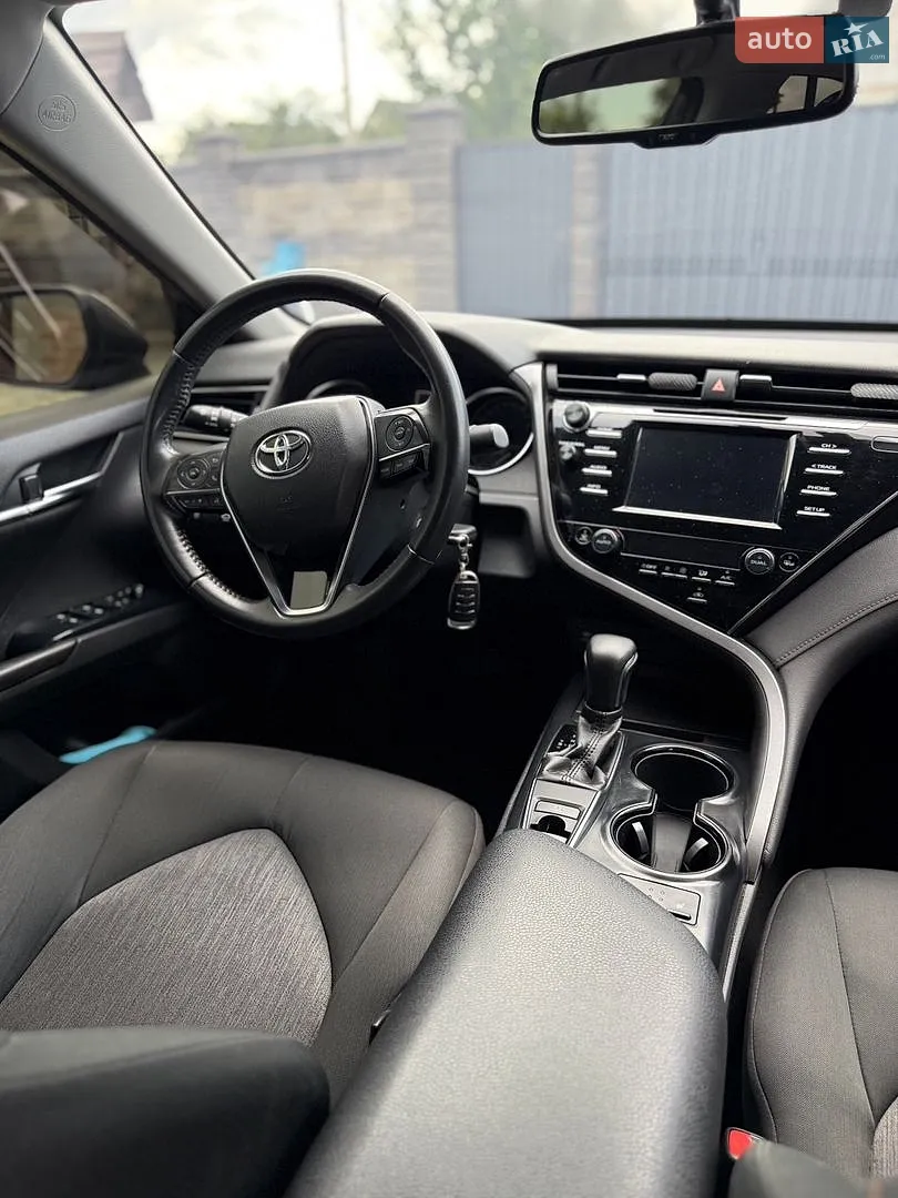 2019 Toyota Camry - мініатюра 10