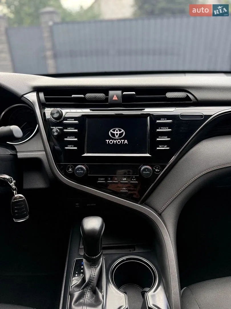 2019 Toyota Camry - мініатюра 12