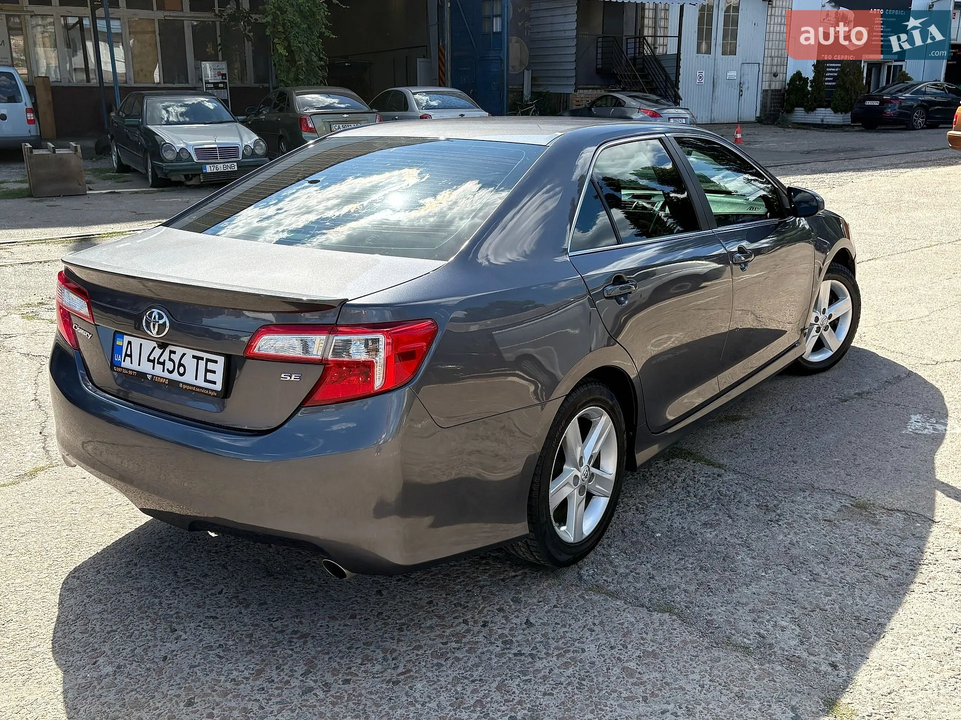 2013 Toyota Camry - мініатюра 2