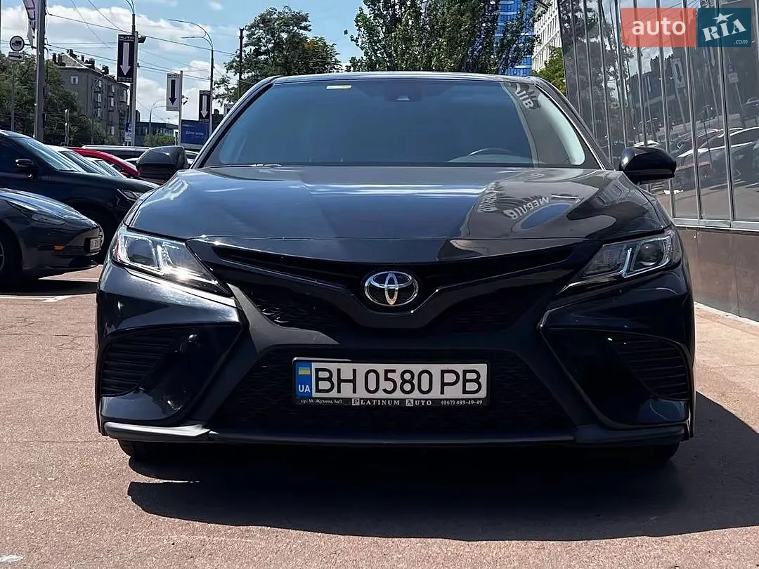 2018 Toyota Camry - мініатюра 2