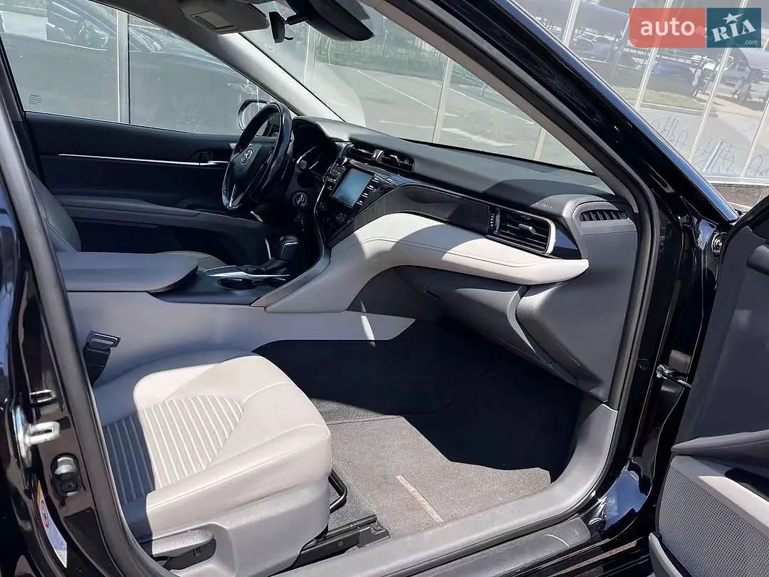 2018 Toyota Camry - мініатюра 22