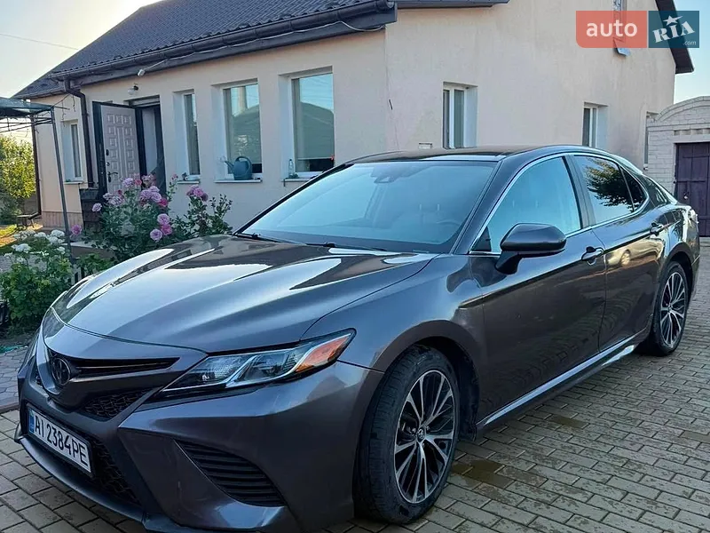 Toyota Camry 2020