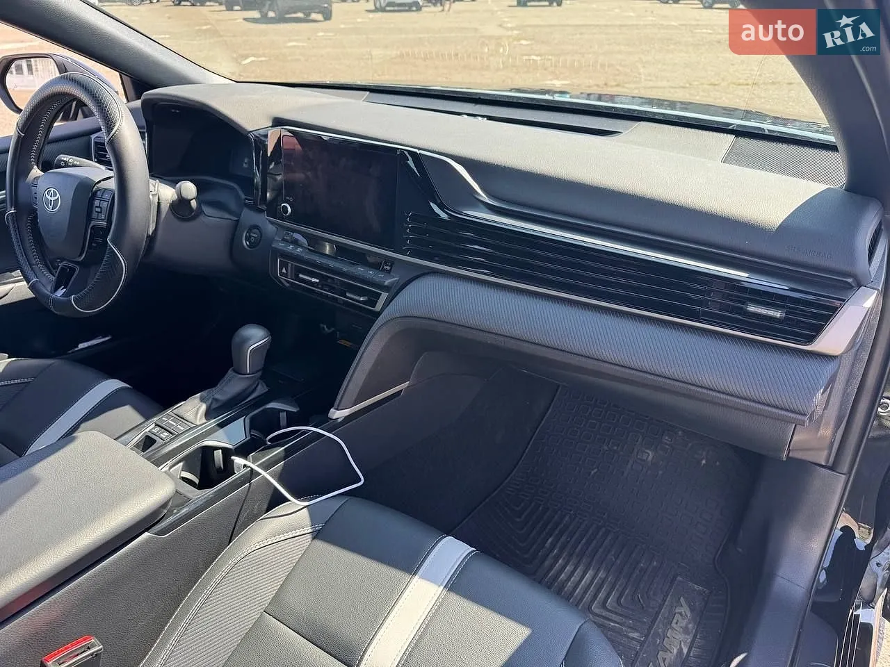 2025 Toyota Camry - мініатюра 16
