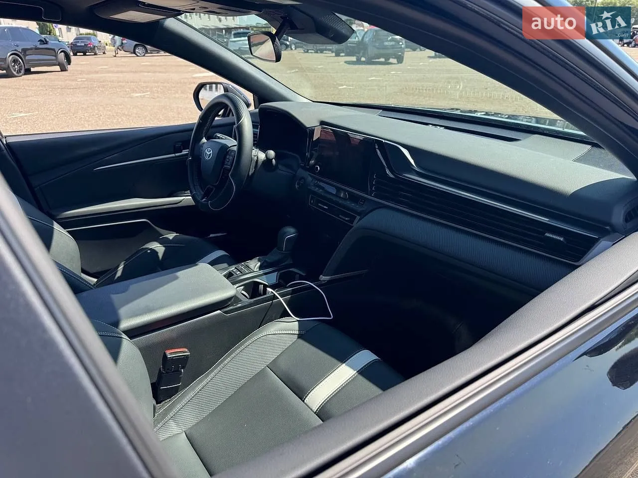 2025 Toyota Camry - мініатюра 17