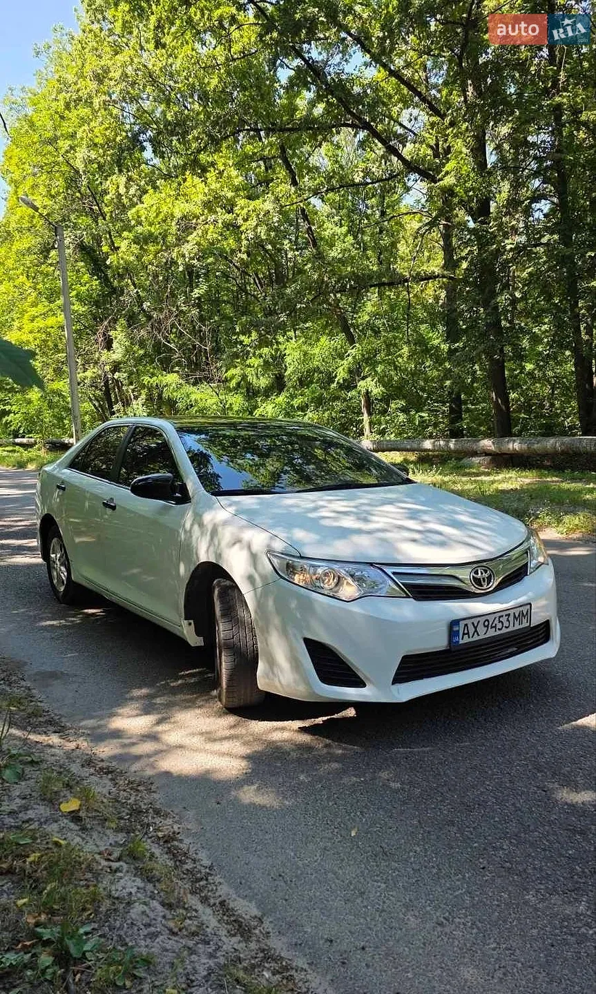 2013 Toyota Camry - мініатюра 4