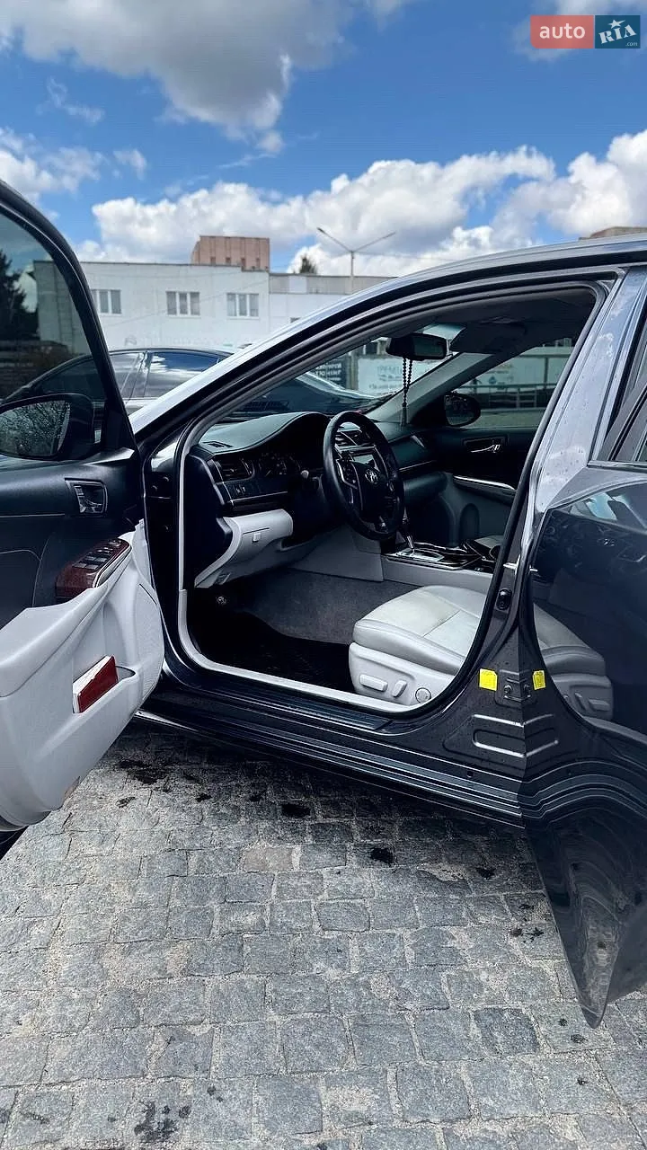 2014 Toyota Camry - мініатюра 19