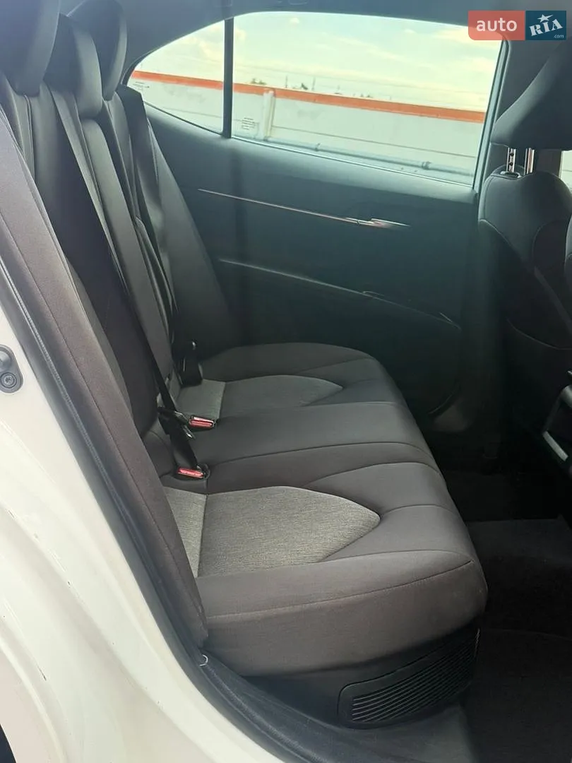 2019 Toyota Camry - мініатюра 25
