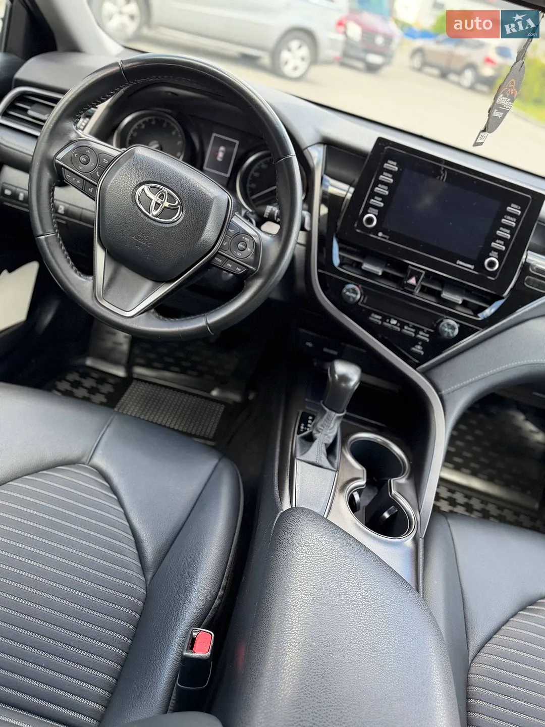 2021 Toyota Camry - мініатюра 8