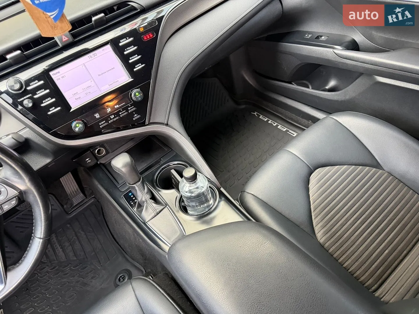2018 Toyota Camry - мініатюра 12