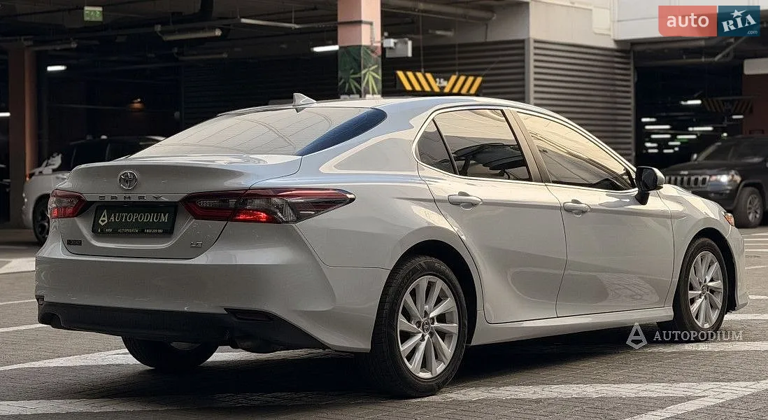 2023 Toyota Camry - мініатюра 8