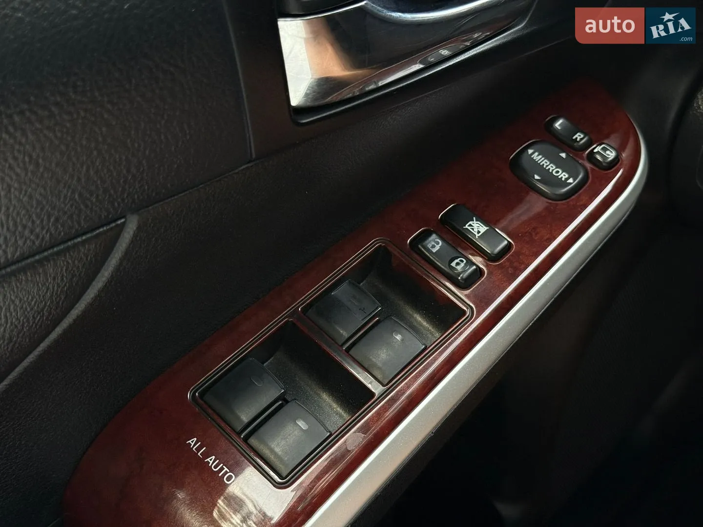 2012 Toyota Camry - мініатюра 41