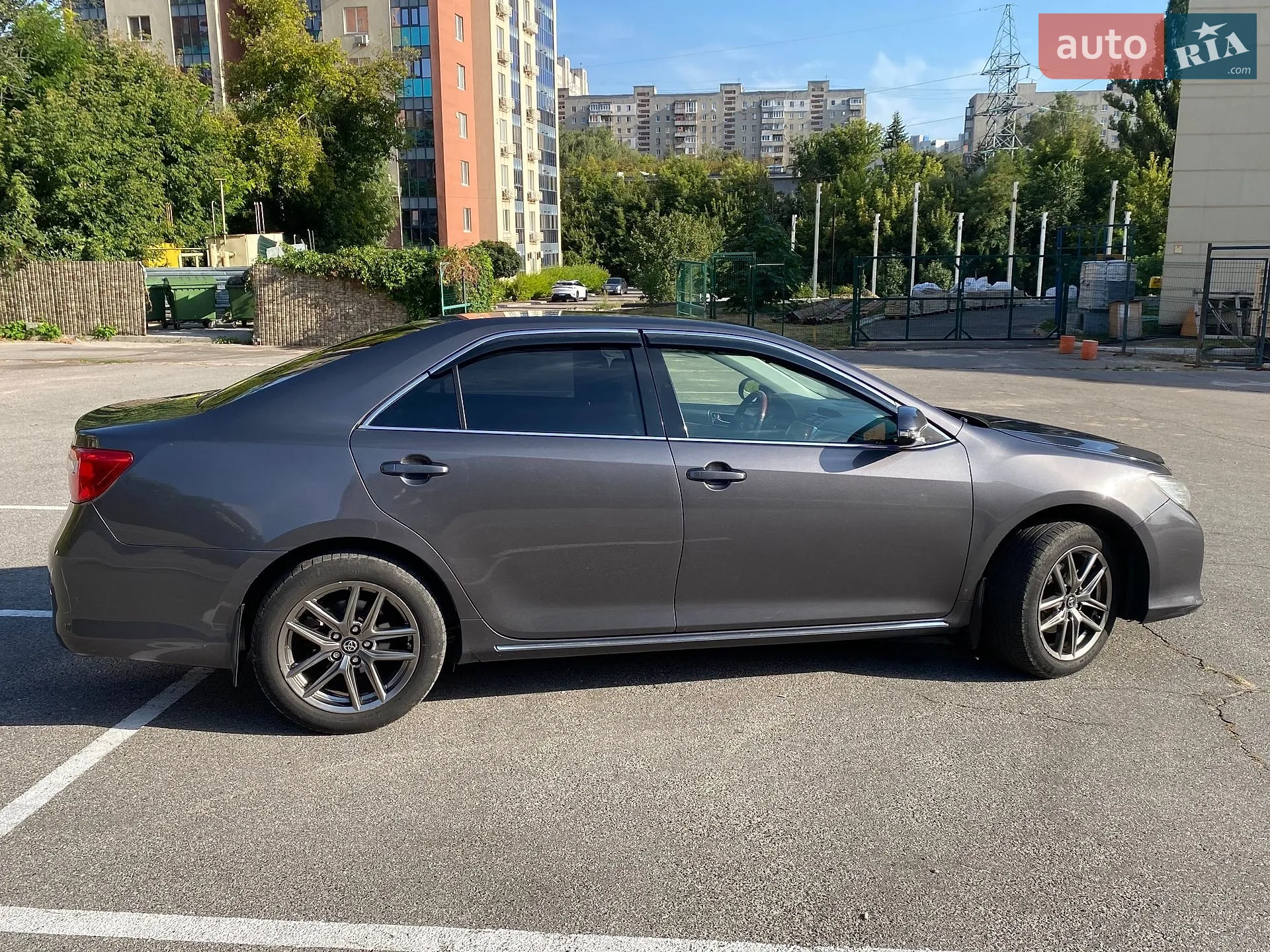 2013 Toyota Camry - мініатюра 18