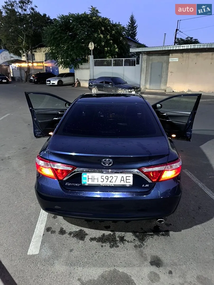2016 Toyota Camry - мініатюра 9