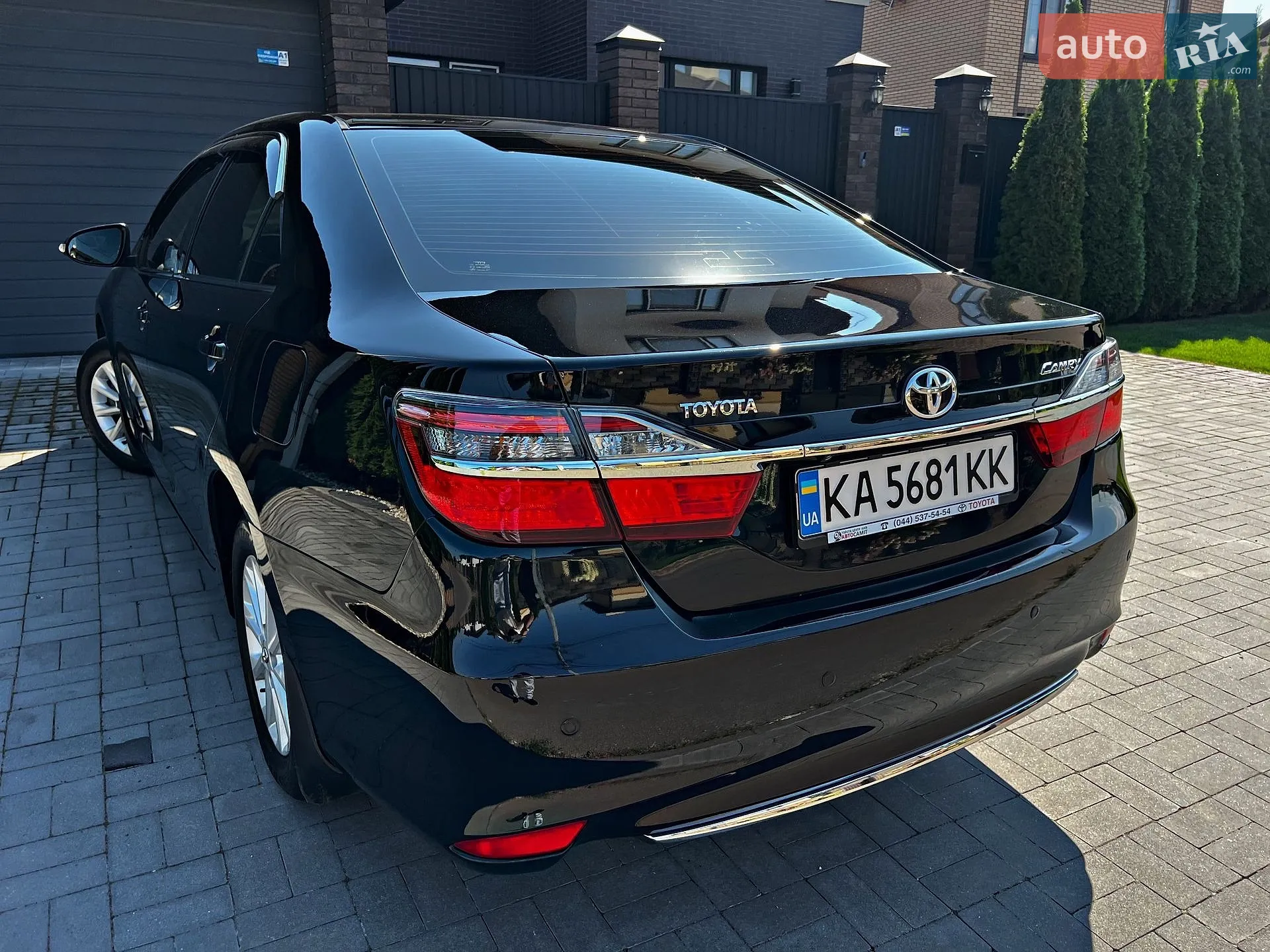 2016 Toyota Camry - мініатюра 21