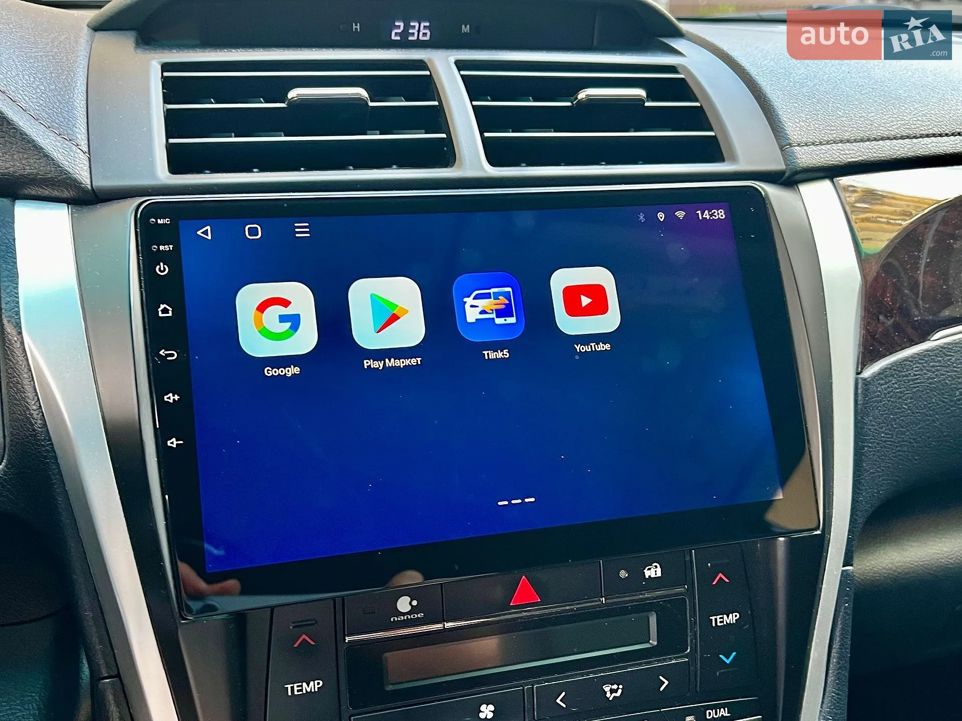 2016 Toyota Camry - мініатюра 36