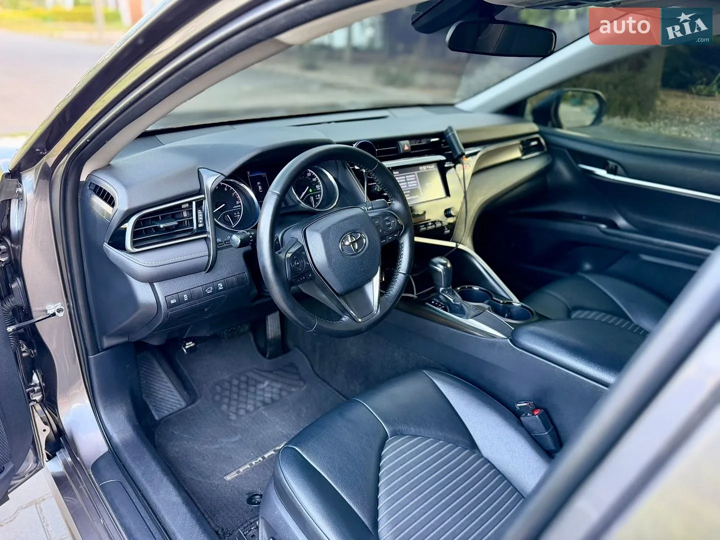 2019 Toyota Camry - мініатюра 43