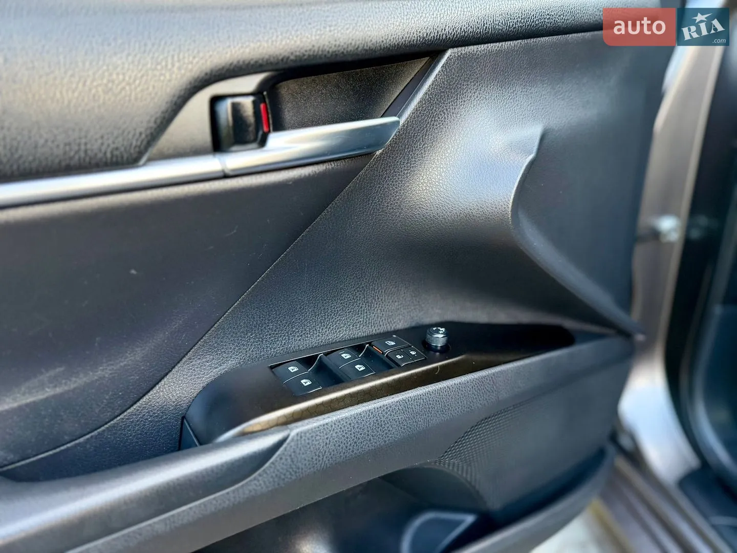 2019 Toyota Camry - мініатюра 44