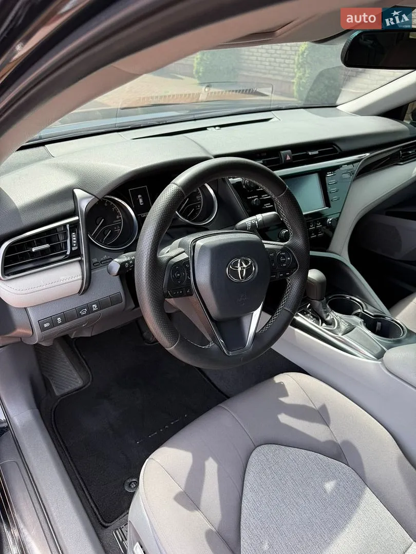 2019 Toyota Camry - мініатюра 16
