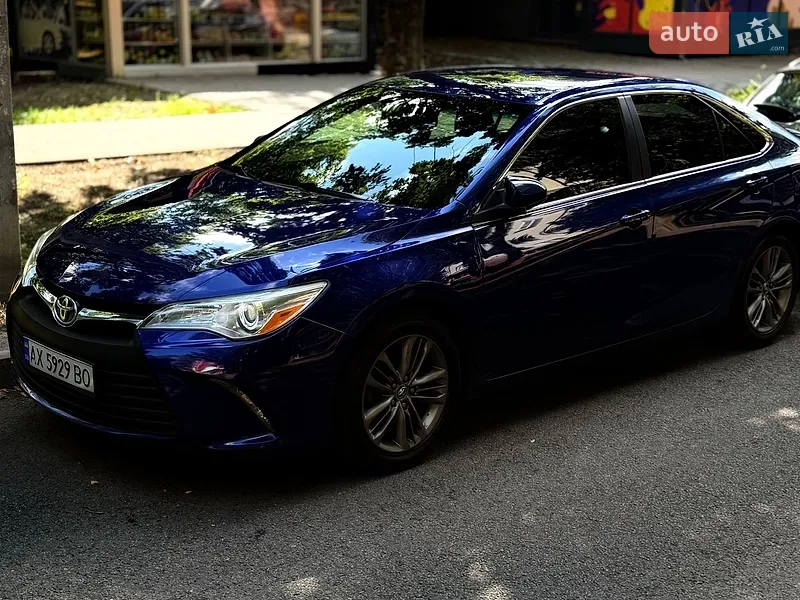 Toyota Camry 2015