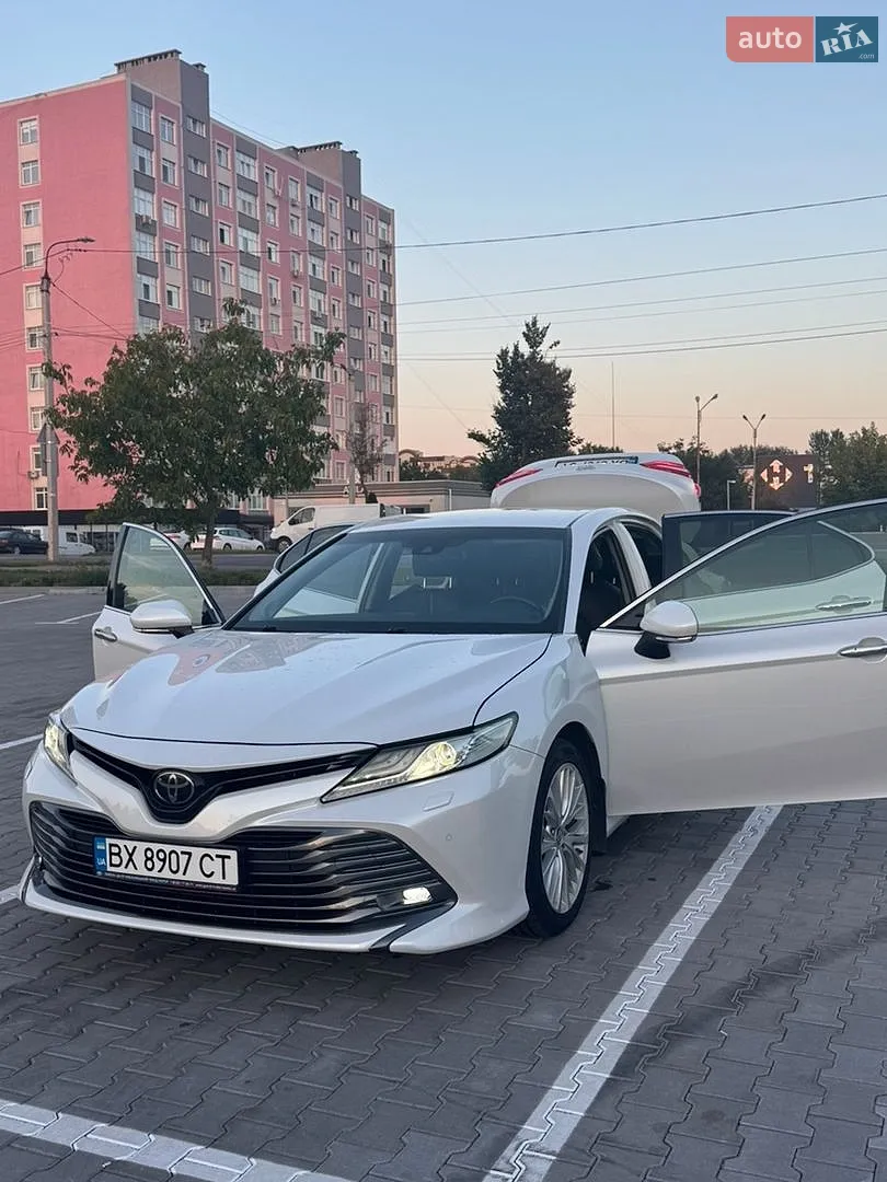 2017 Toyota Camry - мініатюра 6
