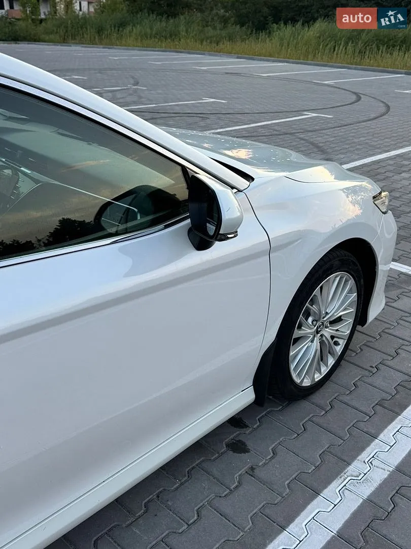 2017 Toyota Camry - мініатюра 8