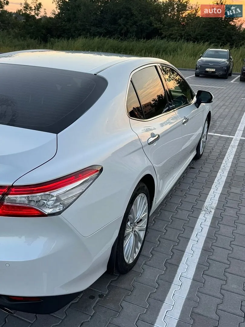 2017 Toyota Camry - мініатюра 9