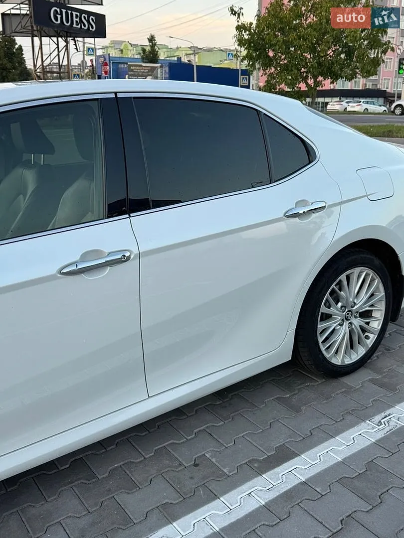 2017 Toyota Camry - мініатюра 11