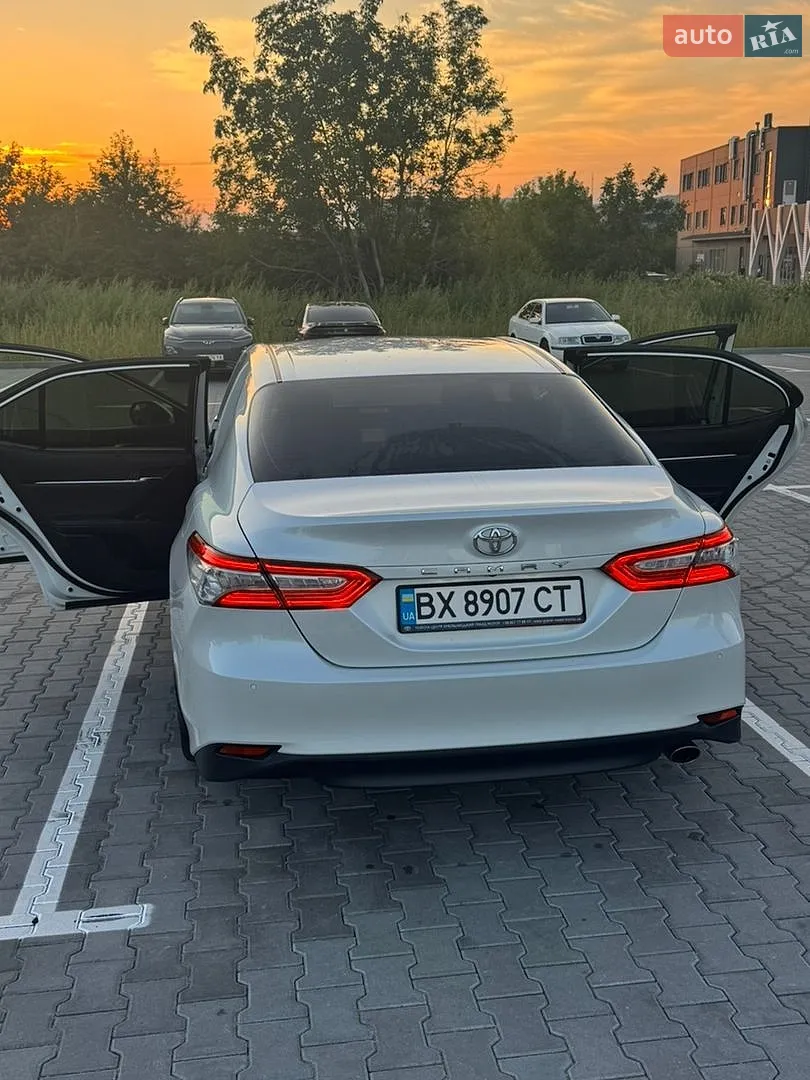2017 Toyota Camry - мініатюра 13