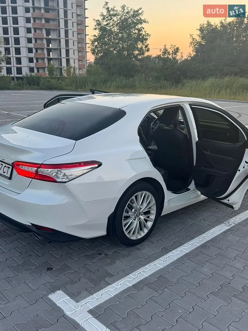 2017 Toyota Camry - мініатюра 14