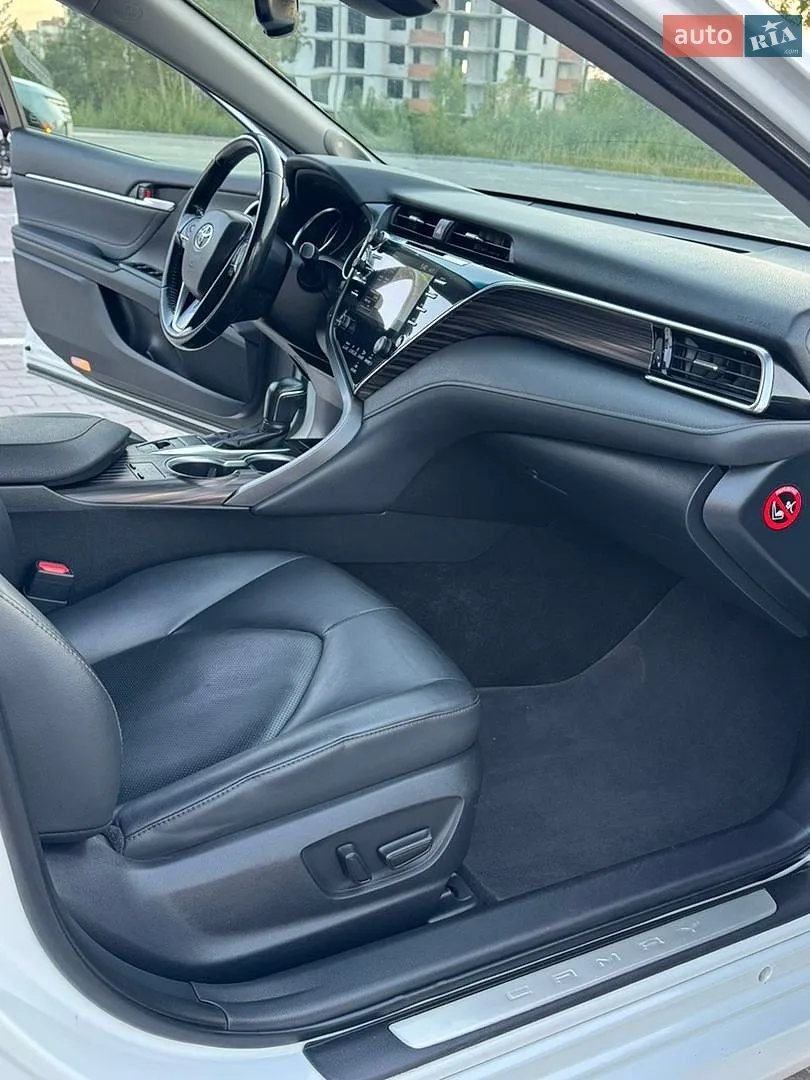 2017 Toyota Camry - мініатюра 26