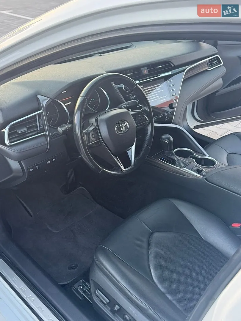 2017 Toyota Camry - мініатюра 30
