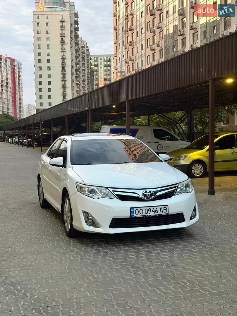 2012 Toyota Camry - мініатюра 2