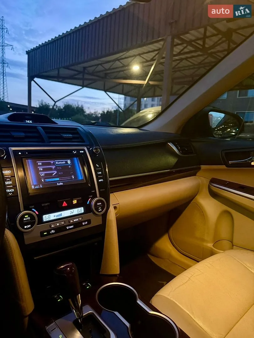 2012 Toyota Camry - мініатюра 24