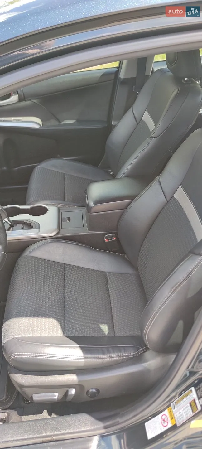 2014 Toyota Camry - мініатюра 13