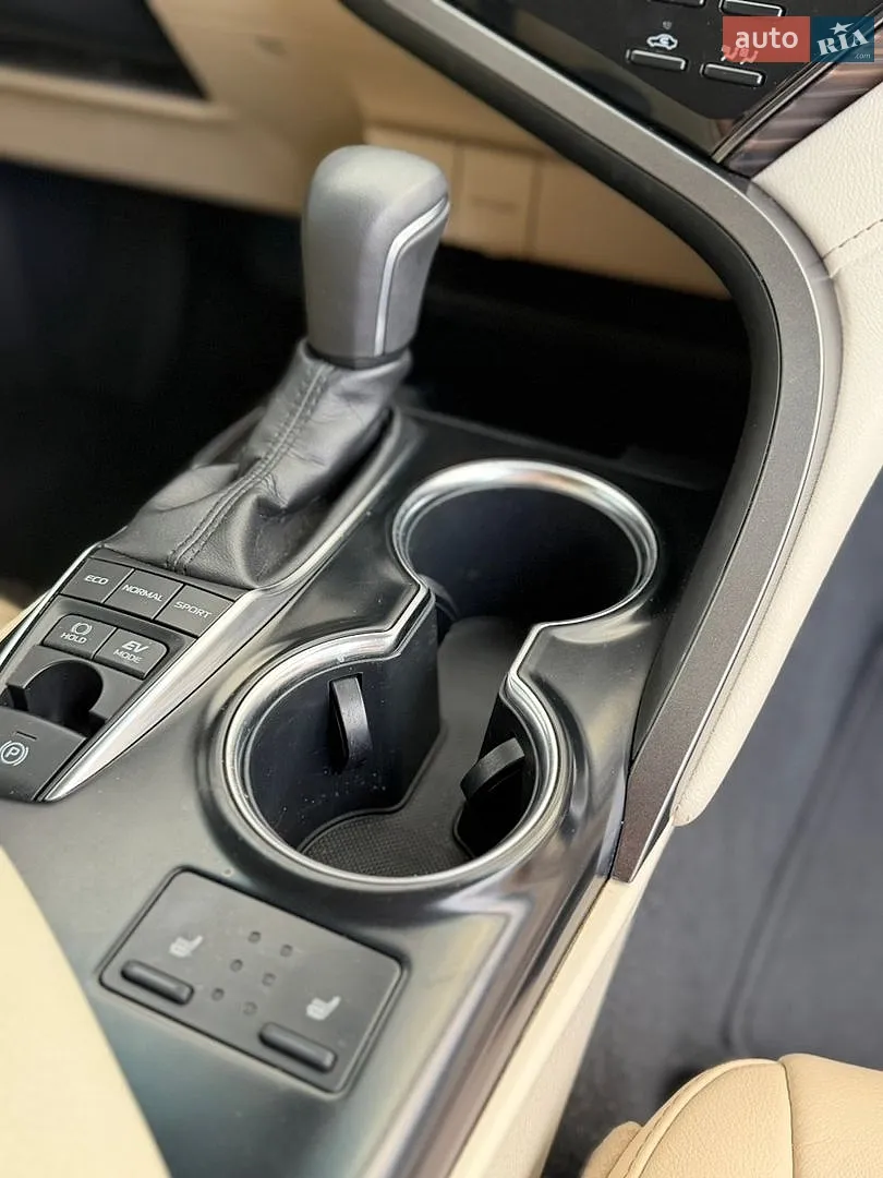 2018 Toyota Camry - мініатюра 5