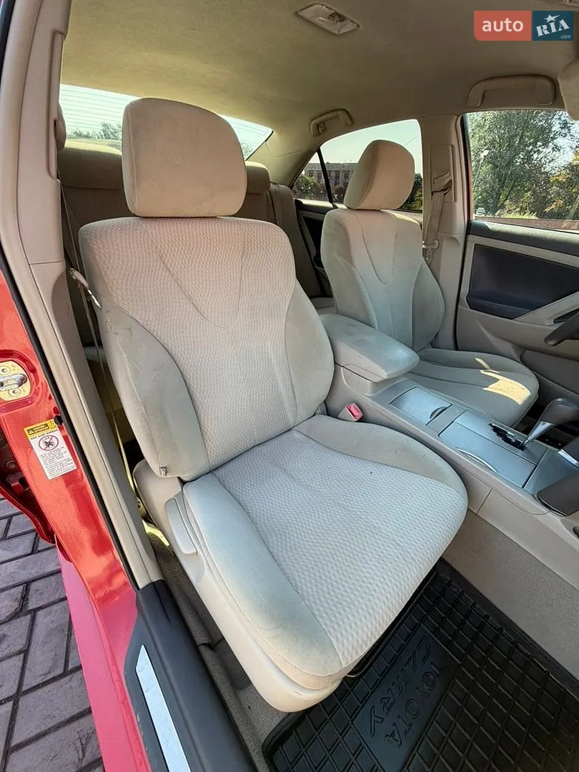 2011 Toyota Camry - мініатюра 21