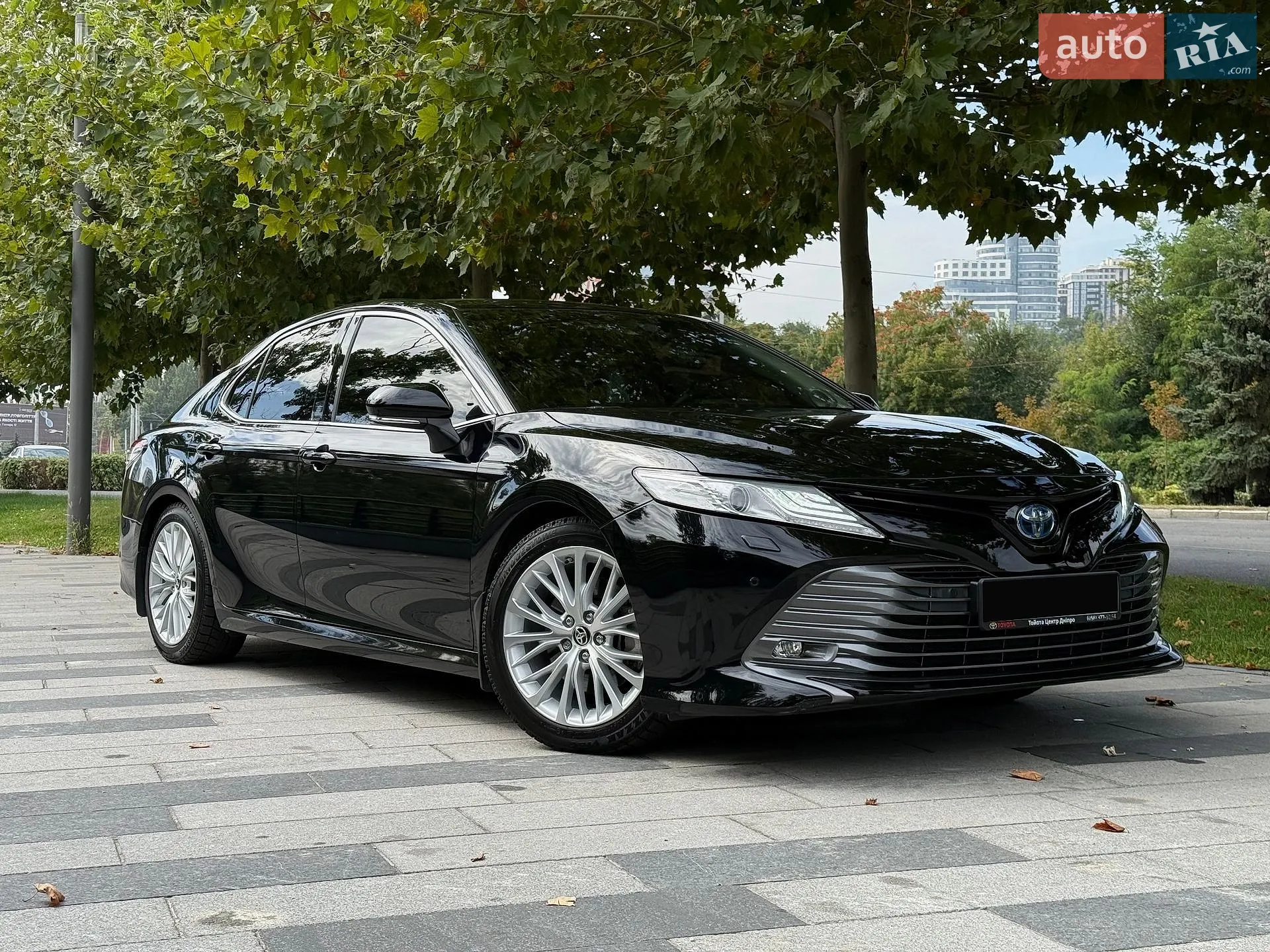 2020 Toyota Camry - мініатюра 3