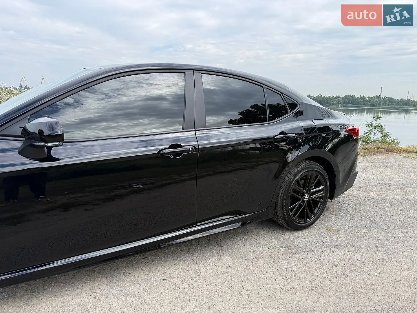 2025 Toyota Camry - мініатюра 9