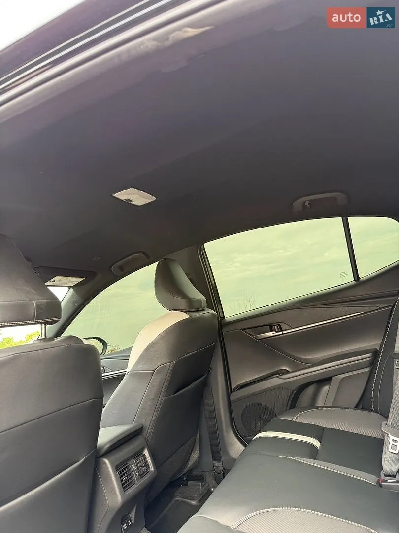 2025 Toyota Camry - мініатюра 33