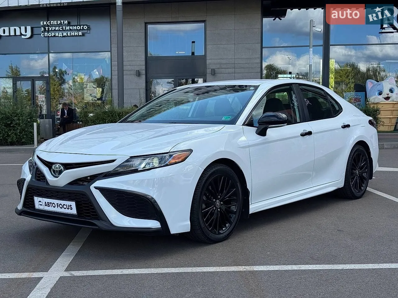 2022 Toyota Camry - мініатюра 4