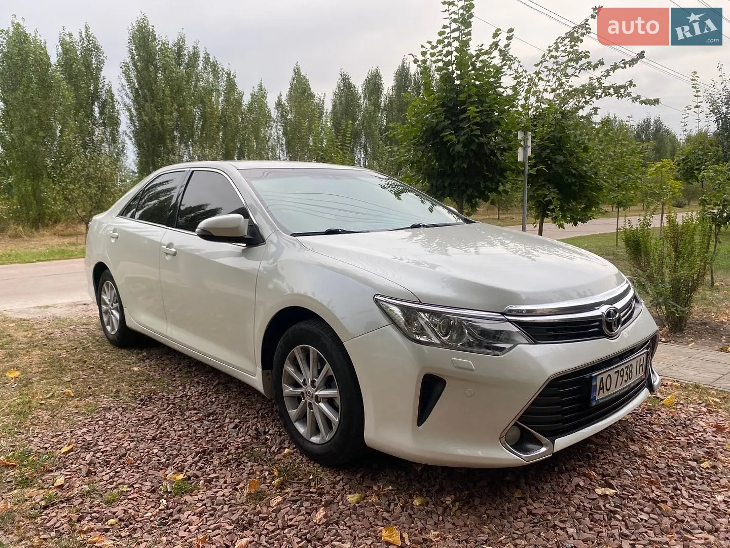 2016 Toyota Camry - мініатюра 2