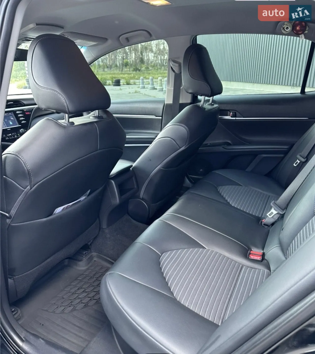 2020 Toyota Camry - мініатюра 12