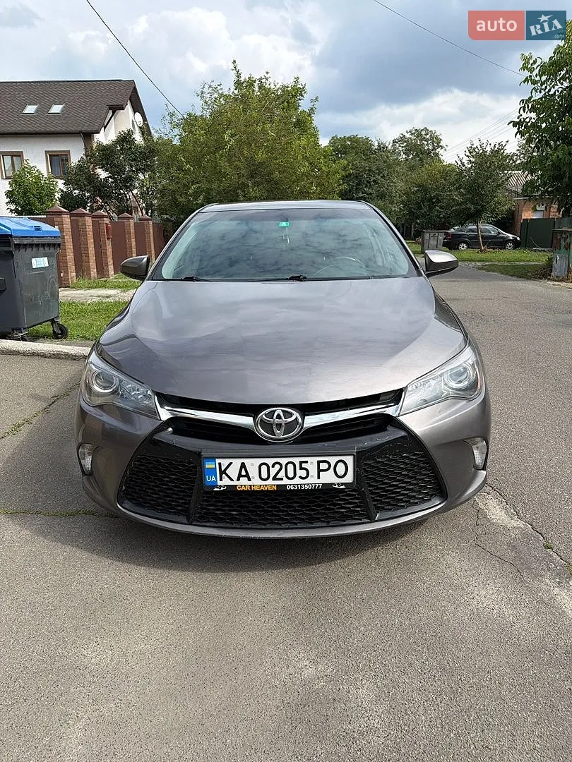 2016 Toyota Camry - мініатюра 2