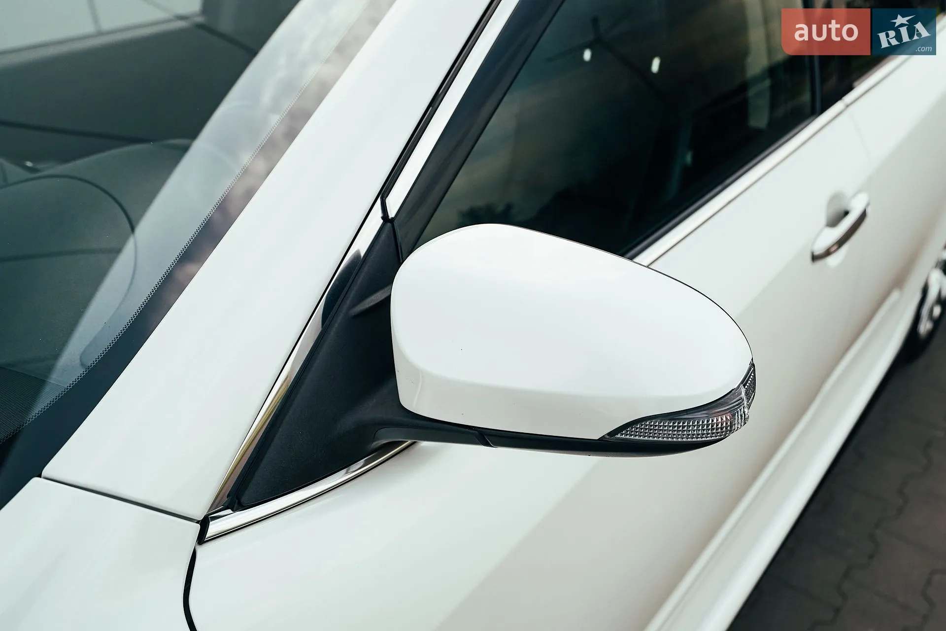 2016 Toyota Camry - мініатюра 16