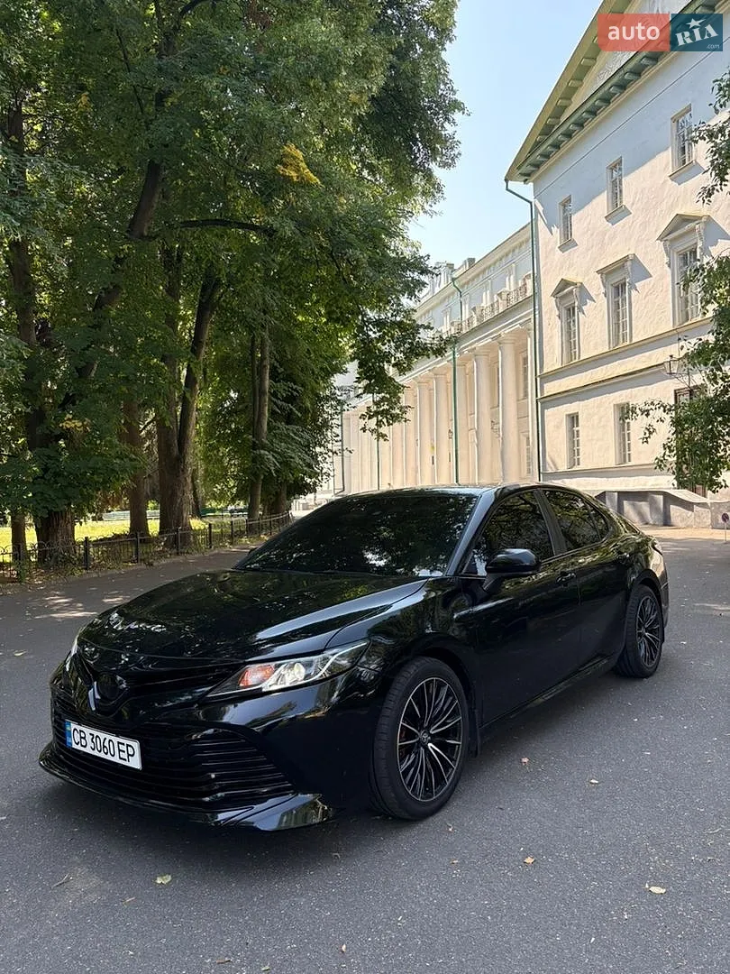 2017 Toyota Camry - мініатюра 2