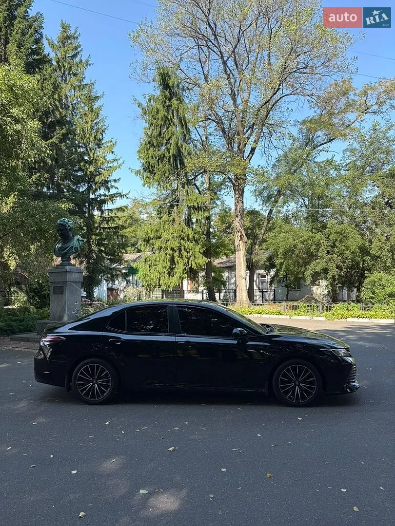 2017 Toyota Camry - мініатюра 11