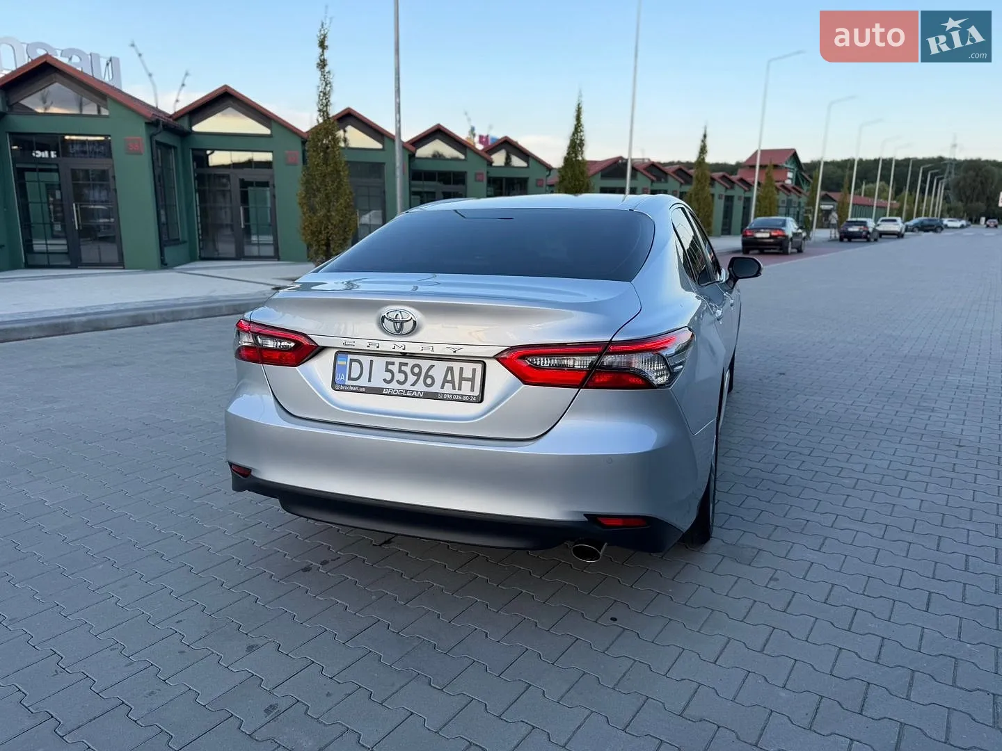 2021 Toyota Camry - мініатюра 17