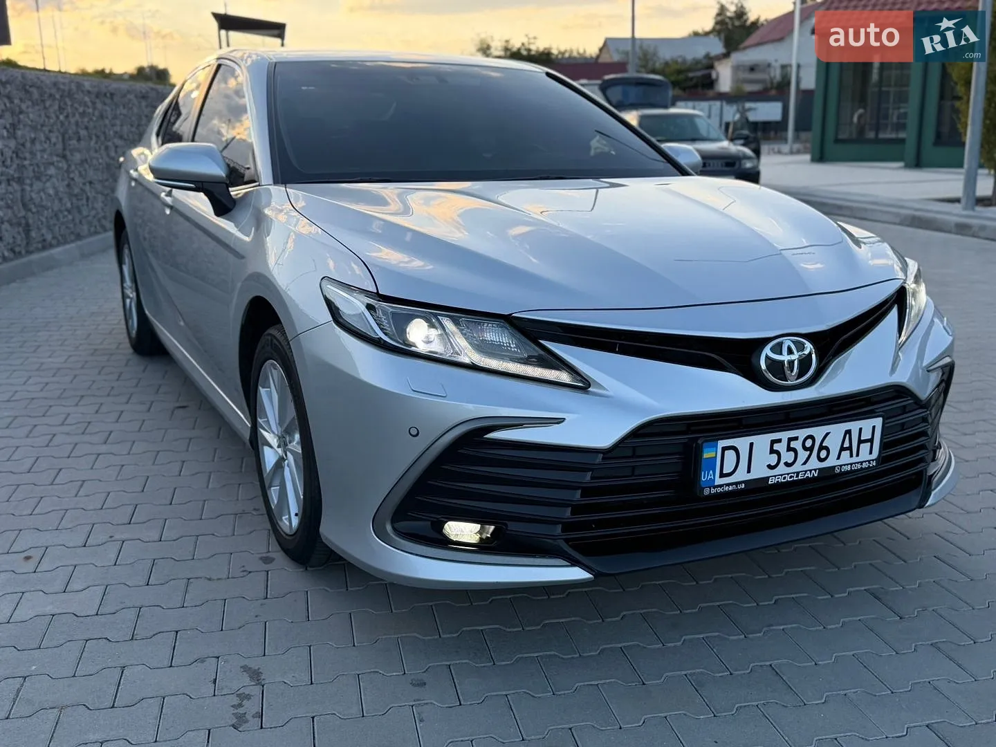 2021 Toyota Camry - мініатюра 2