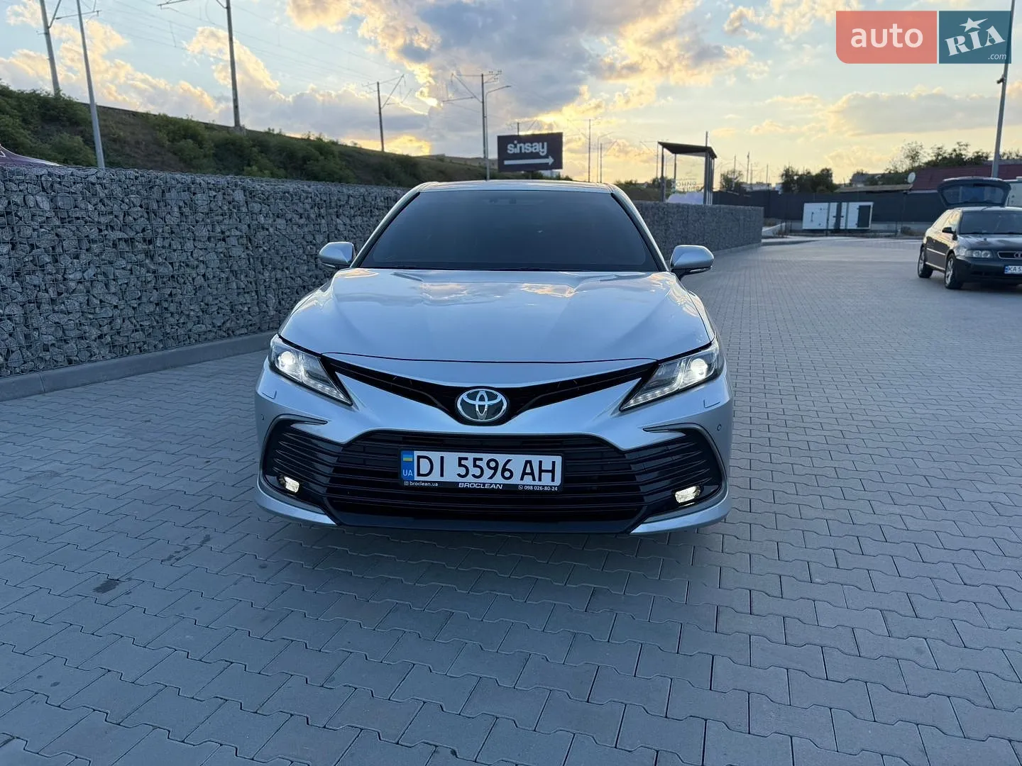 2021 Toyota Camry - мініатюра 21